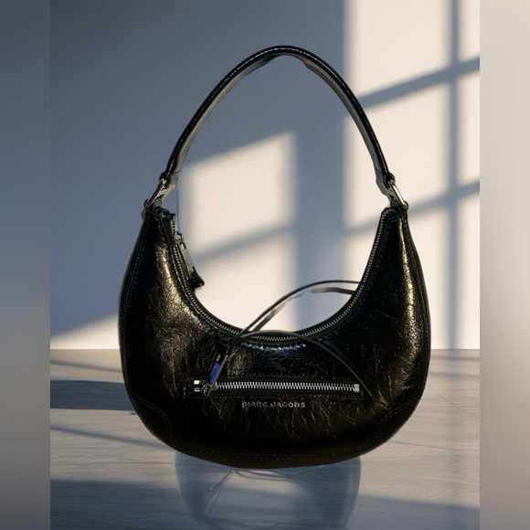 Marc Jacobs Handbags - Marc Jacobs Shiny Black Hobo Bag (NWOT)!(#0171)